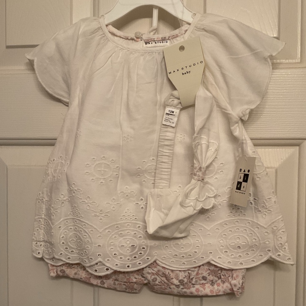 Max Studio Baby Girl short Set w/matching headband